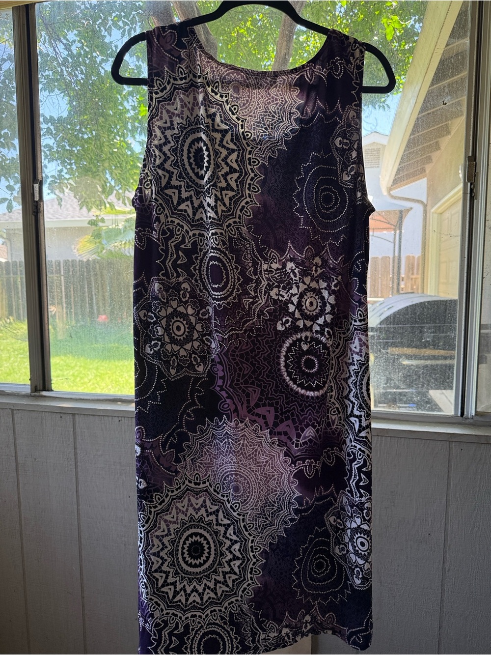 Roz & Ali Purple and Black Sleeveless Midi Dress with Mandala Print - Picture 4 of 5